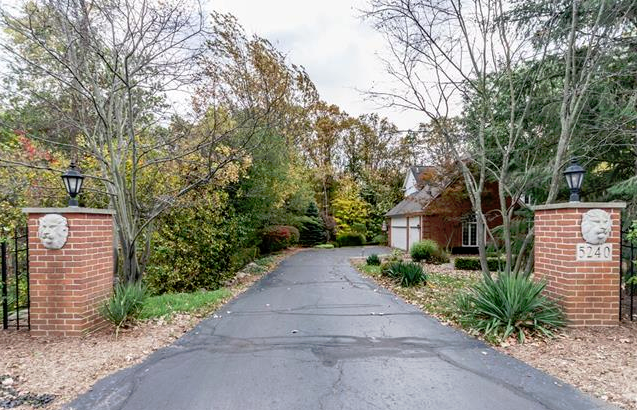 Homes for sale in Stonehenge Estates Rochester MI